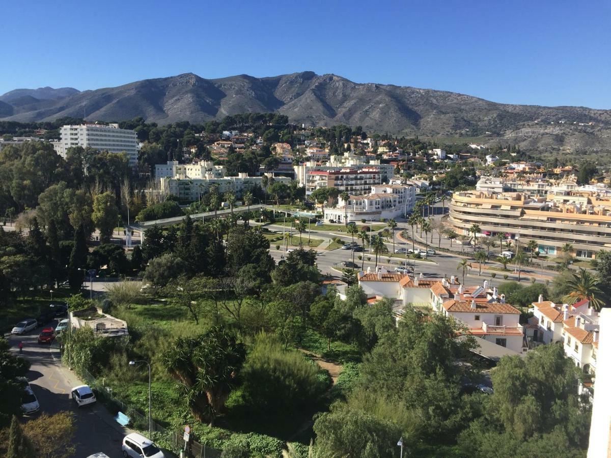Apartamento Cerca De La Playa Y Campo De Golf Con Piscina Daire Torremolinos Dış mekan fotoğraf