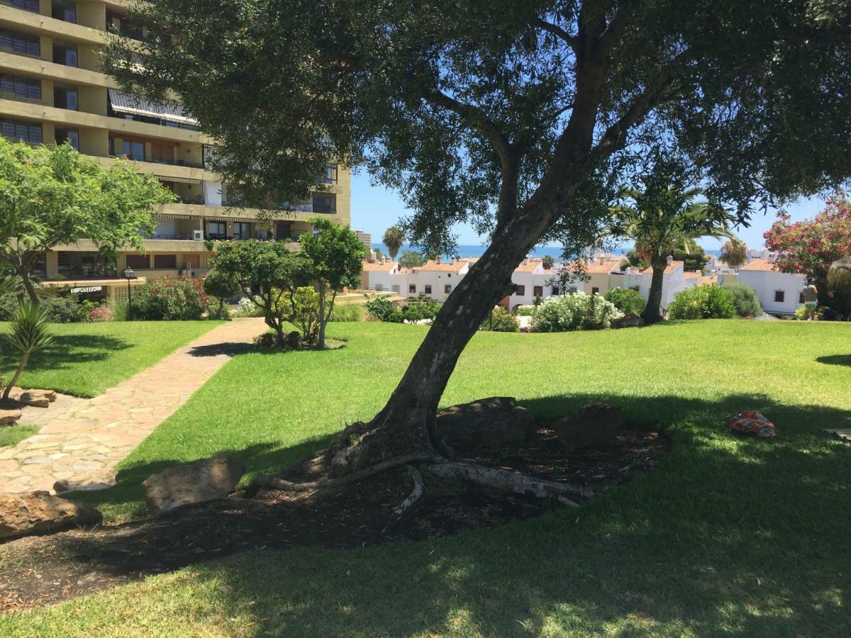 Apartamento Cerca De La Playa Y Campo De Golf Con Piscina Daire Torremolinos Dış mekan fotoğraf