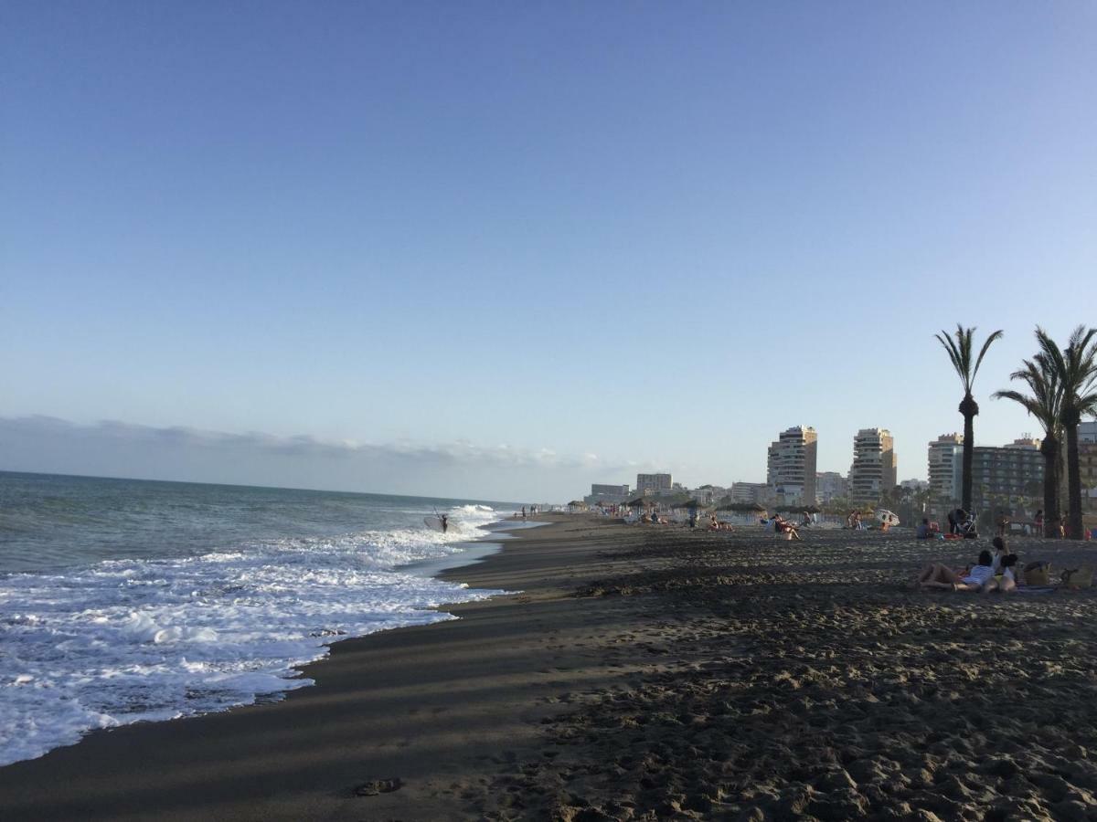Apartamento Cerca De La Playa Y Campo De Golf Con Piscina Daire Torremolinos Dış mekan fotoğraf